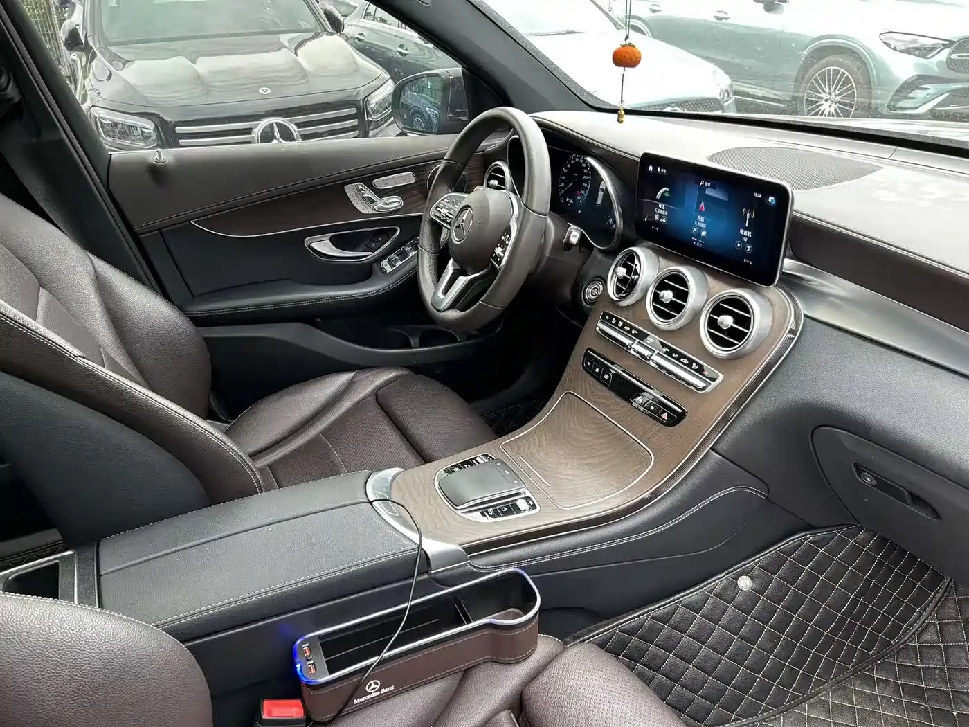 Mercedes-Benz GLC 2022 Model GLC 260 L 4MATIC Luxury Edition фото 14