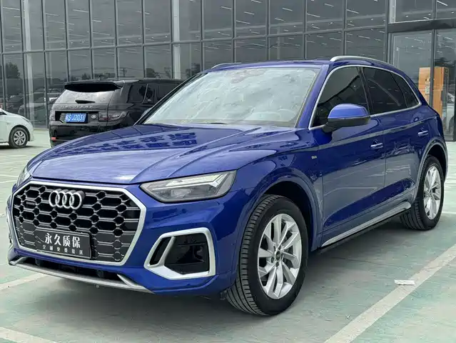Audi Q5L 40 TFSI, Люкс Драйв