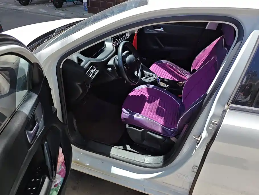 Peugeot 308 2016 1.6L Automatic Fashion фото 9