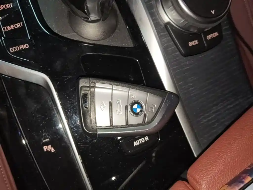 BMW 5 Series 2022 Facelift 530Li Leading M Sport Package фото 15