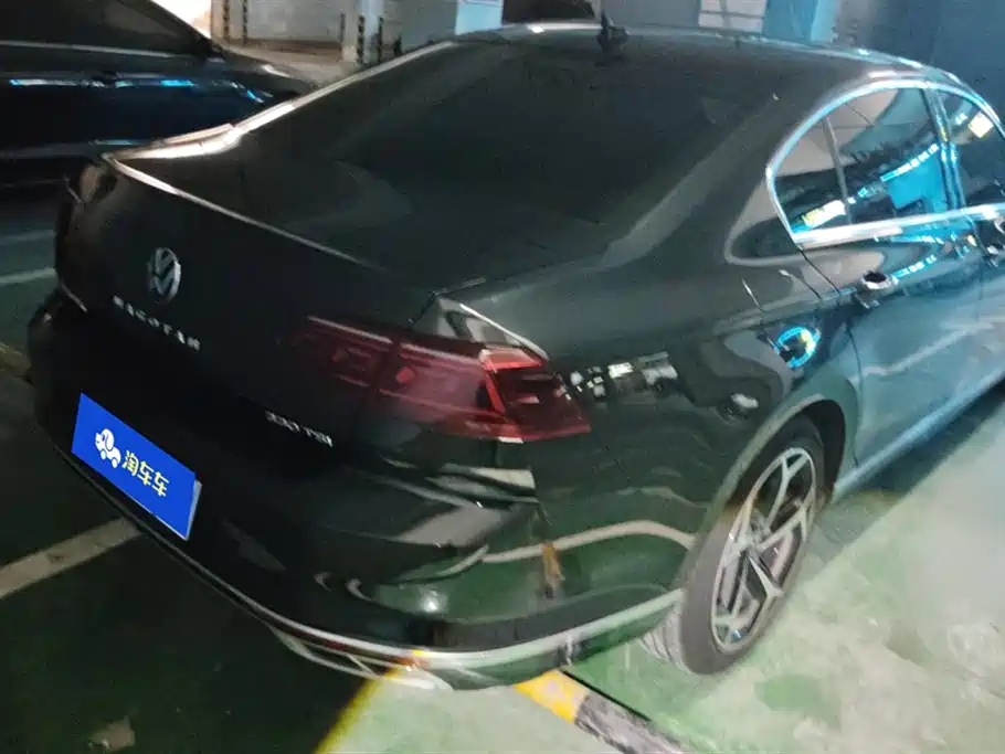 Volkswagen Magotan 2023 2 Million Units Anniversary Edition 330TSI DSG Leading Type фото 3