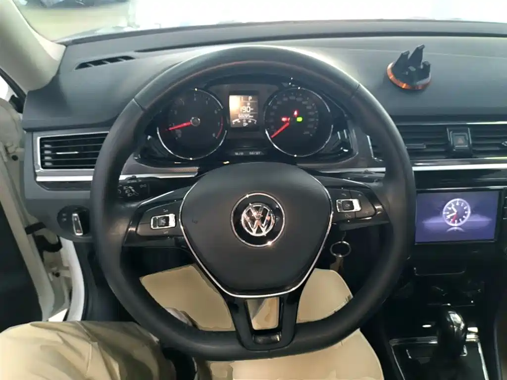 Volkswagen C-TREK 2018 1.5L Automatic Comfort фото 11