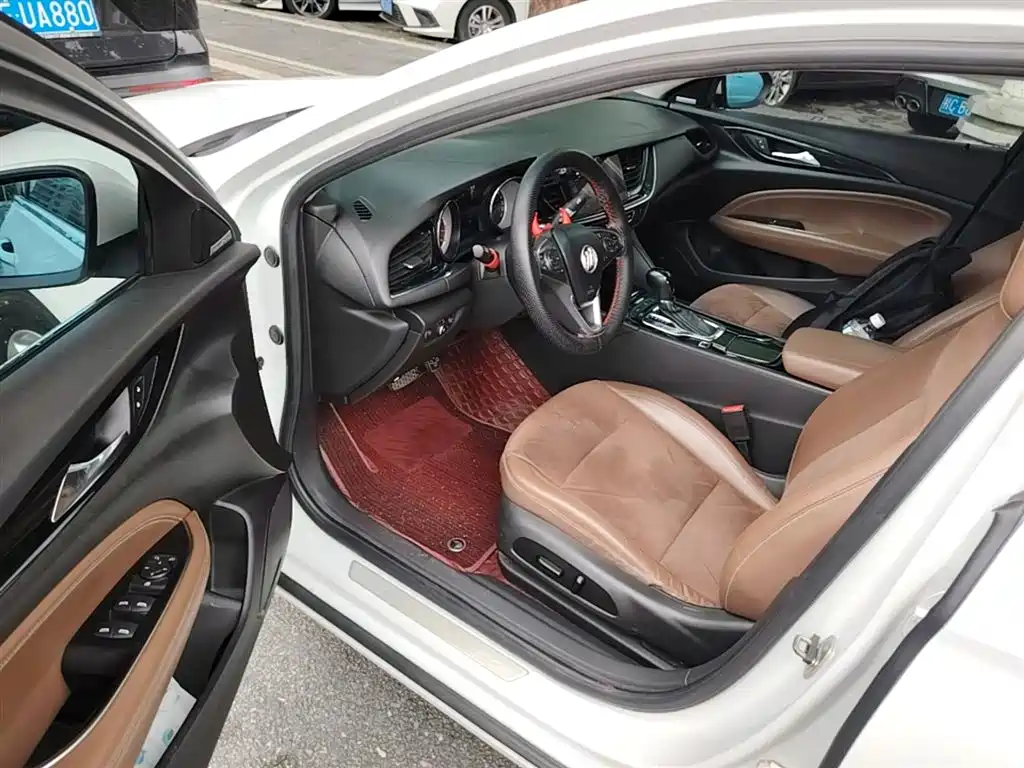 Buick Regal 2017 20T Elite Type фото 16