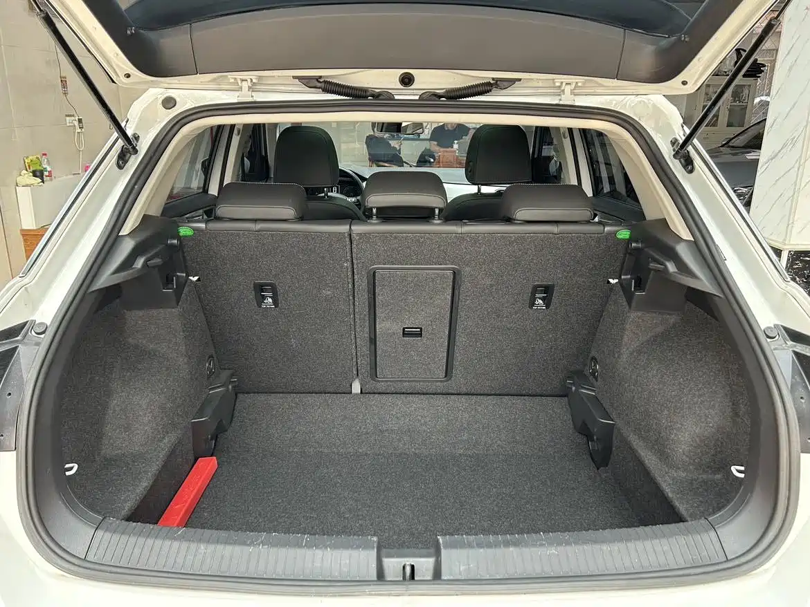 Volkswagen T-ROC 2022 280TSI DSG 2WD Elite PLUS фото 21