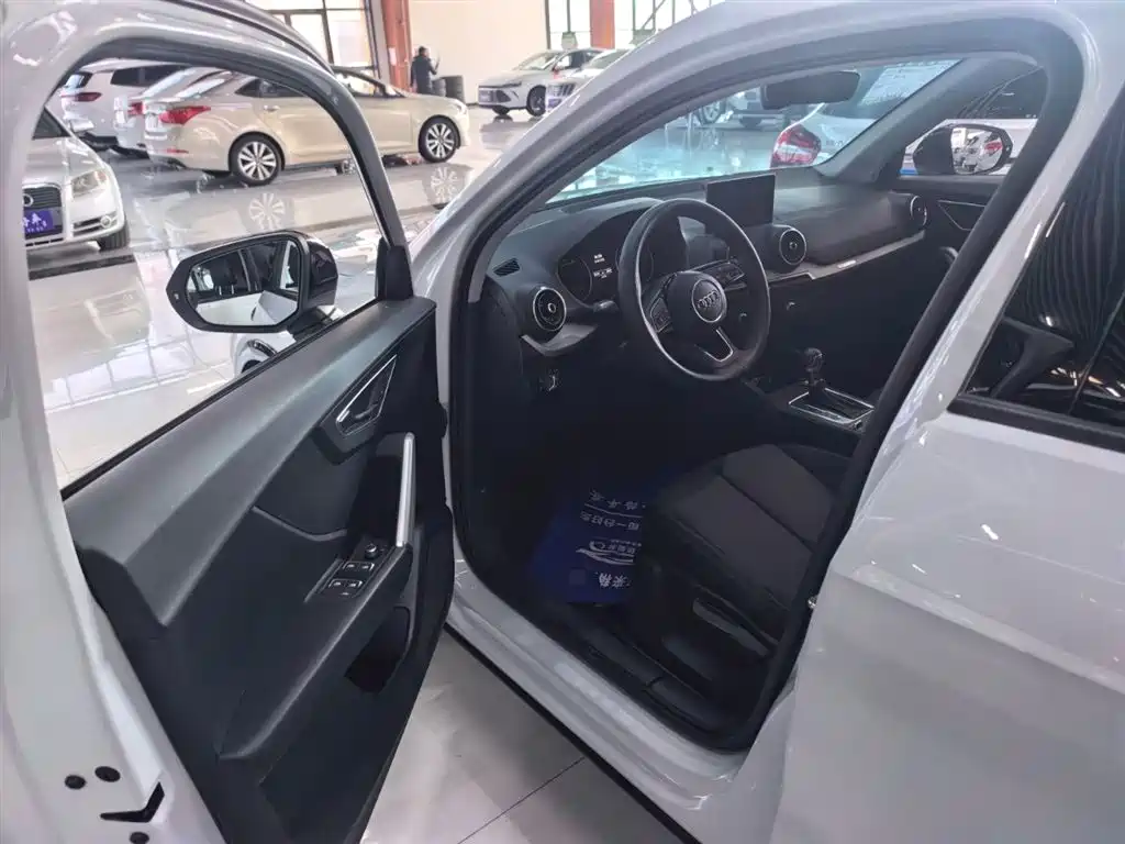 Audi Q2L 2021 35 TFSI Progressive Dynamic фото 12