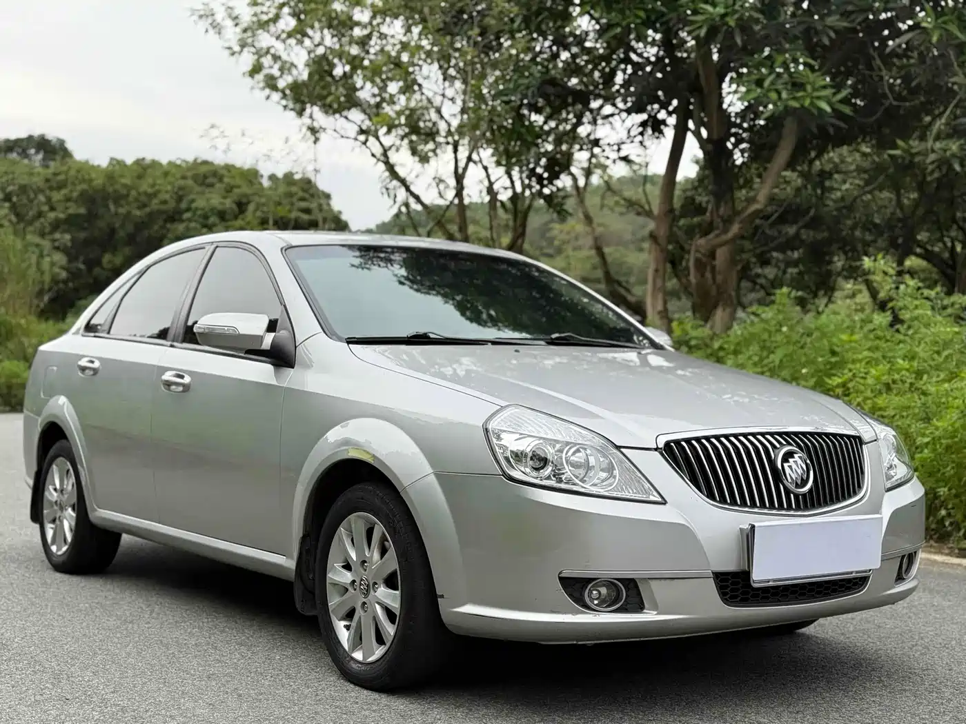 Buick Excelle 2011 1.6LE-AT фото 3