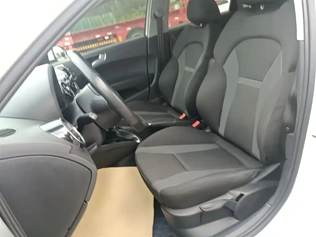 Audi A1 2016 30 TFSI Sportback Design Style Edition фото 15