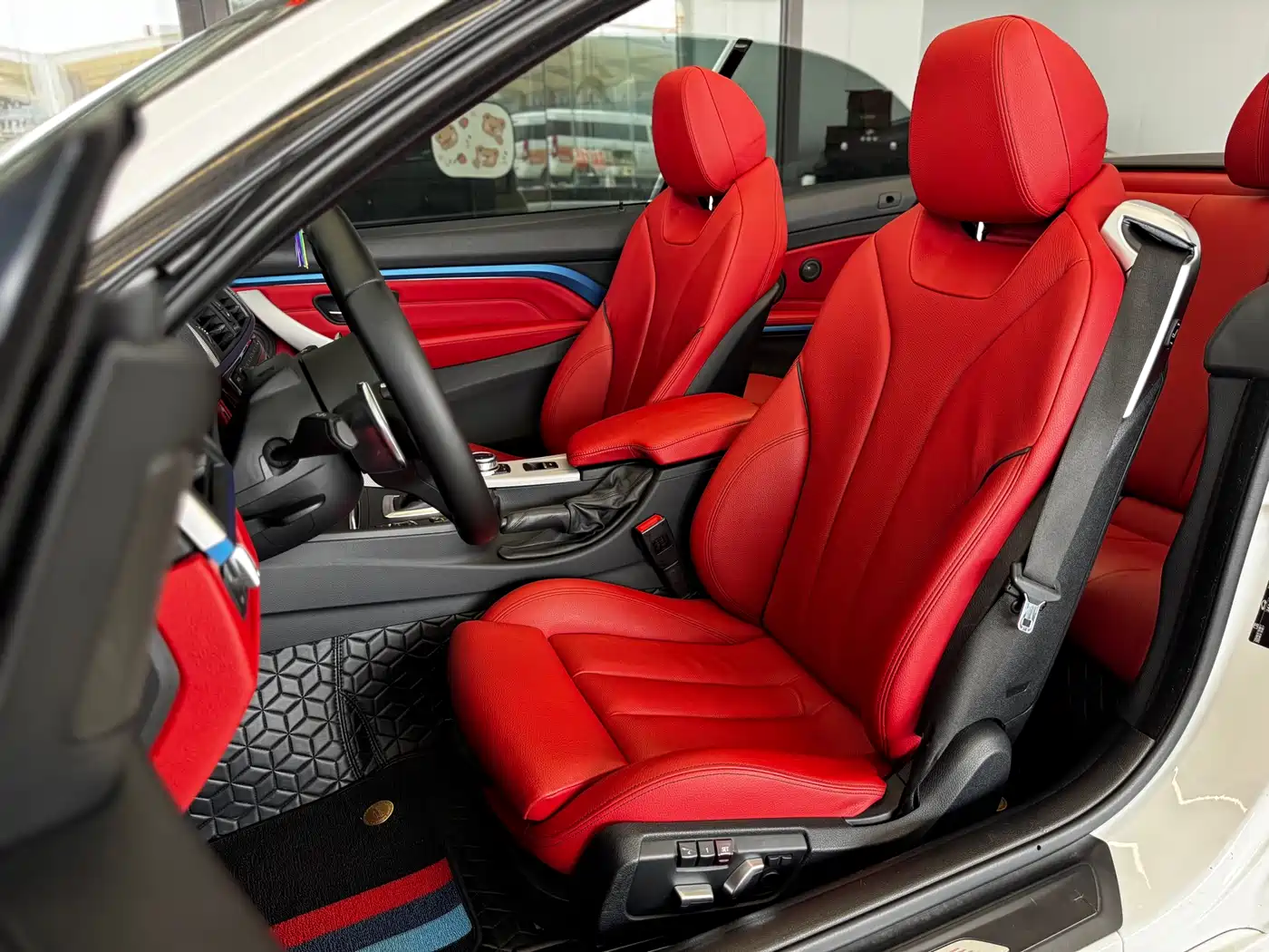 BMW 4 Series 2017 425i Convertible M Sport Package фото 6