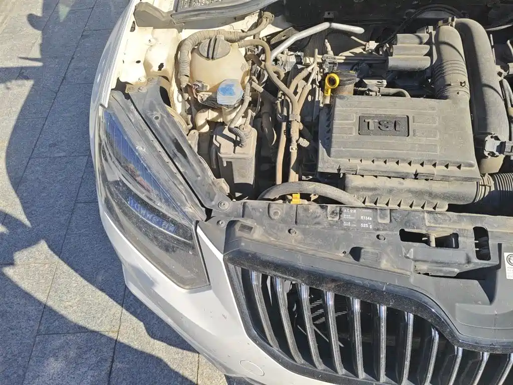 Škoda Yeti 2017 TSI280 DSG Pioneer фото 23