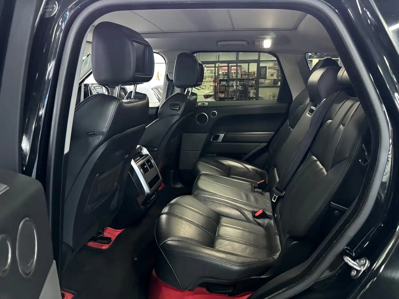 Land Rover Range Rover Sport 2017 3.0 SC V6 HSE фото 11