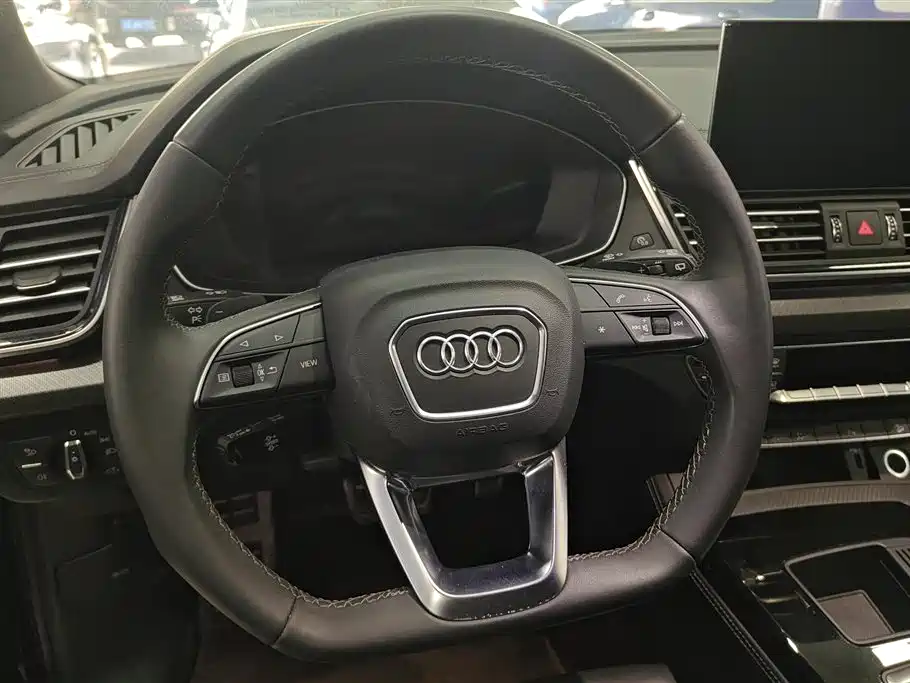 Audi Q5L 2023 40T Luxury Dynamic фото 15