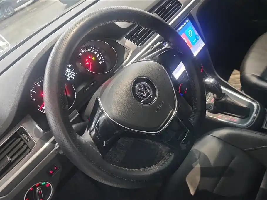 Volkswagen Bora 2019 Bora Legend 1.5L Automatic Fashion China VI фото 15