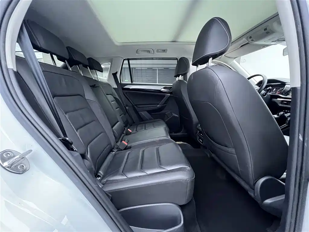 Volkswagen Tayron 2019 330TSI 4WD Luxury China V фото 19