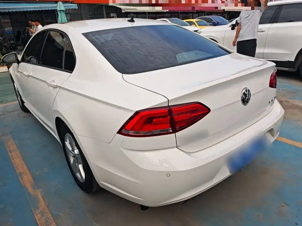 Volkswagen Lamando 2017 230TSI DSG Trend Edition фото 5