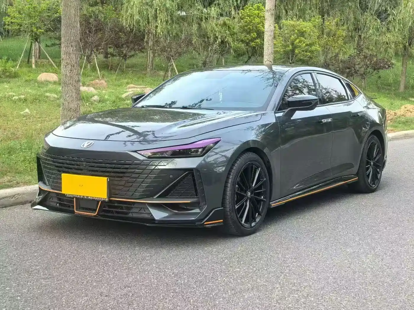 CHANGAN UNI-V