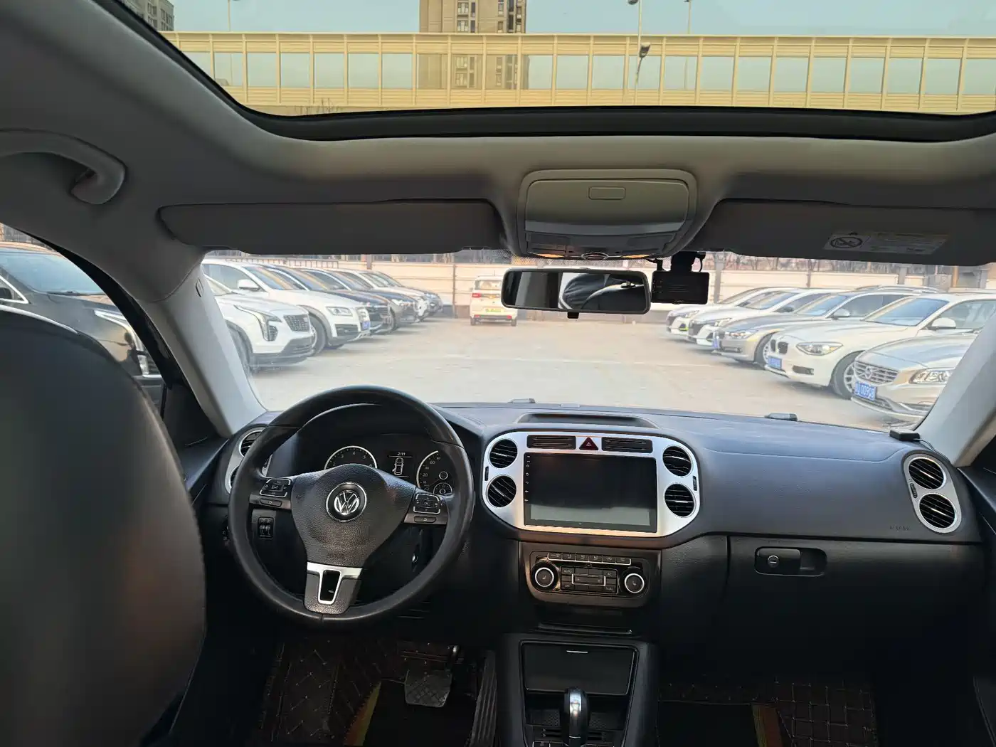 Volkswagen Tiguan 2012 1.8TSI Automatic 2WD Elite Edition фото 5