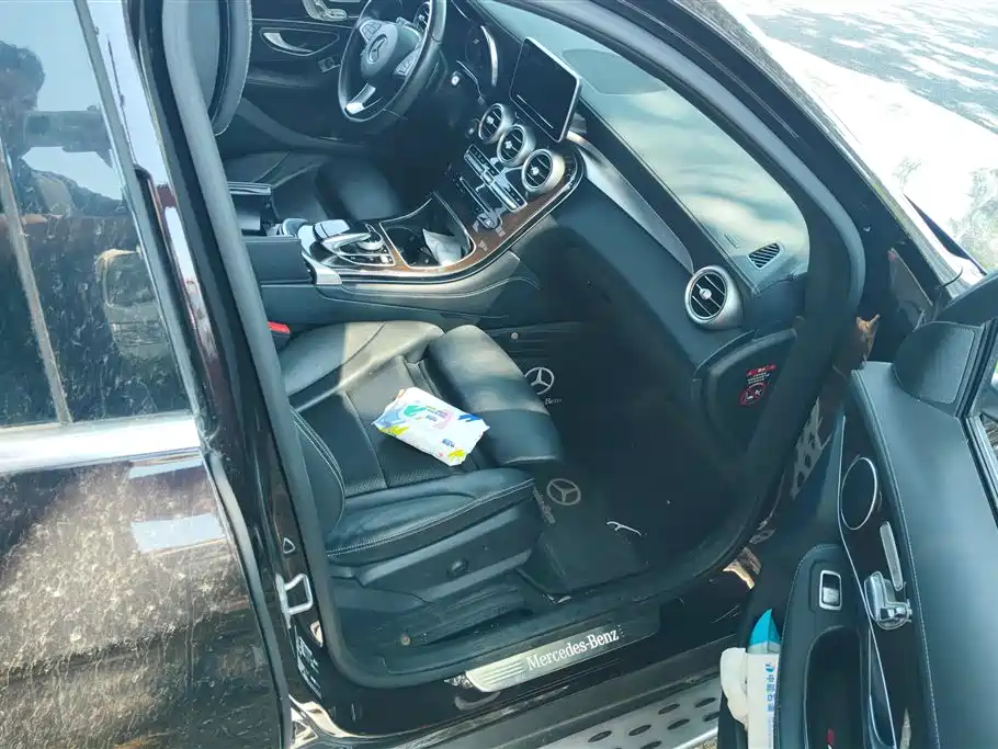 Mercedes-Benz GLC 2019 Facelift GLC 260 L 4MATIC Luxury фото 8
