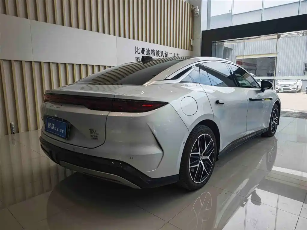 BYD Han L 2025 EV AWD LiDAR Flagship фото 8