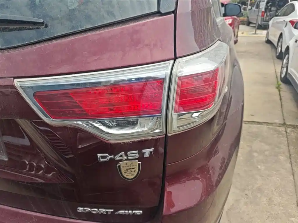 Toyota Highlander 2015 2.0T AWD Luxury Edition 7-seater фото 8