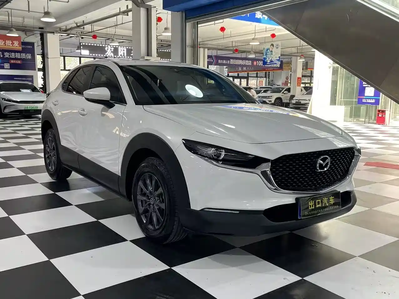 Фото 3 - Mazda CX-30