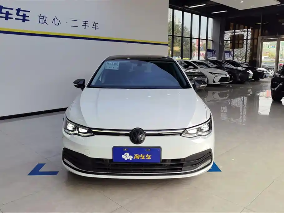 Volkswagen Golf 2021 280TSI DSG 30th Anniversary Edition фото 2