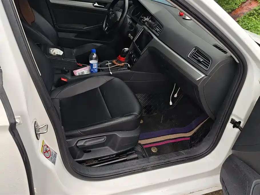 Volkswagen Lamando 2018 230TSI DSG Trend Edition фото 8