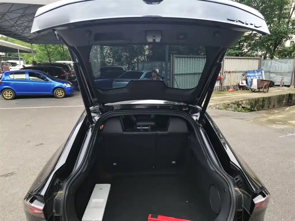 CHANGAN UNI-V