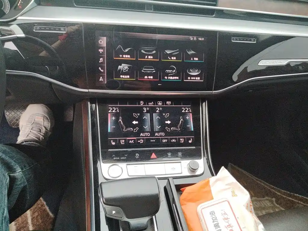 Audi A8 2019 A8L 50 TFSI quattro Luxury фото 14