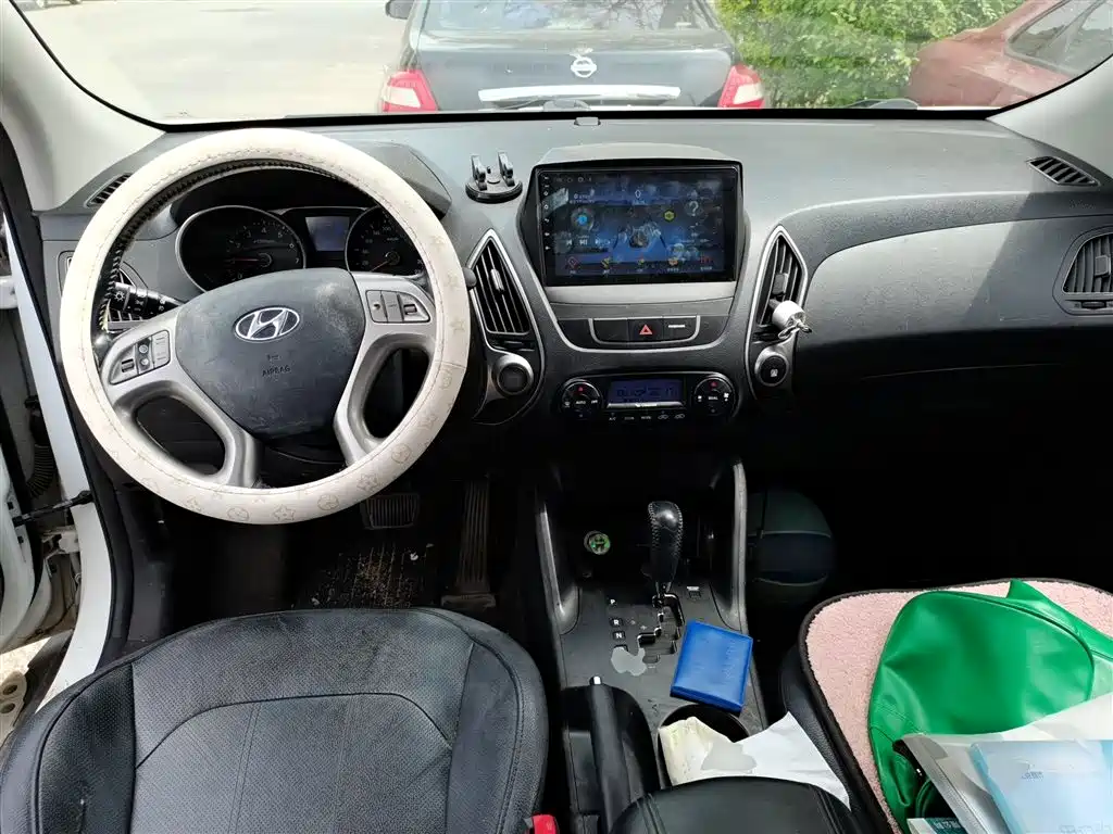 Hyundai Beijing Hyundai ix35 2015 2.0L Automatic 2WD Smart China V фото 10