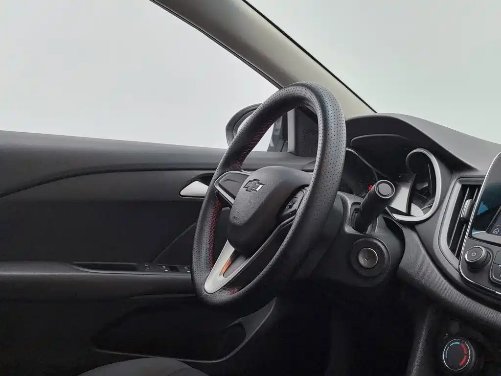 Chevrolet Monza 2019 2019 Redline 320T DCT Joy Edition China VI