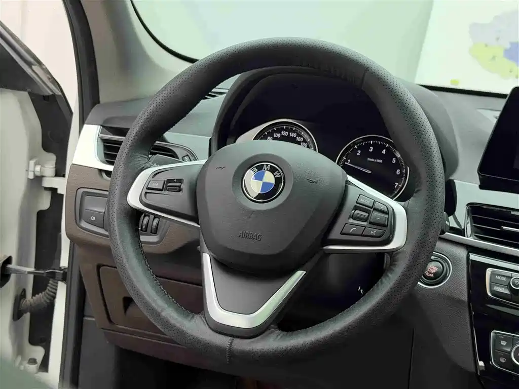 BMW X1 2020 sDrive25Li Leading Model фото 12
