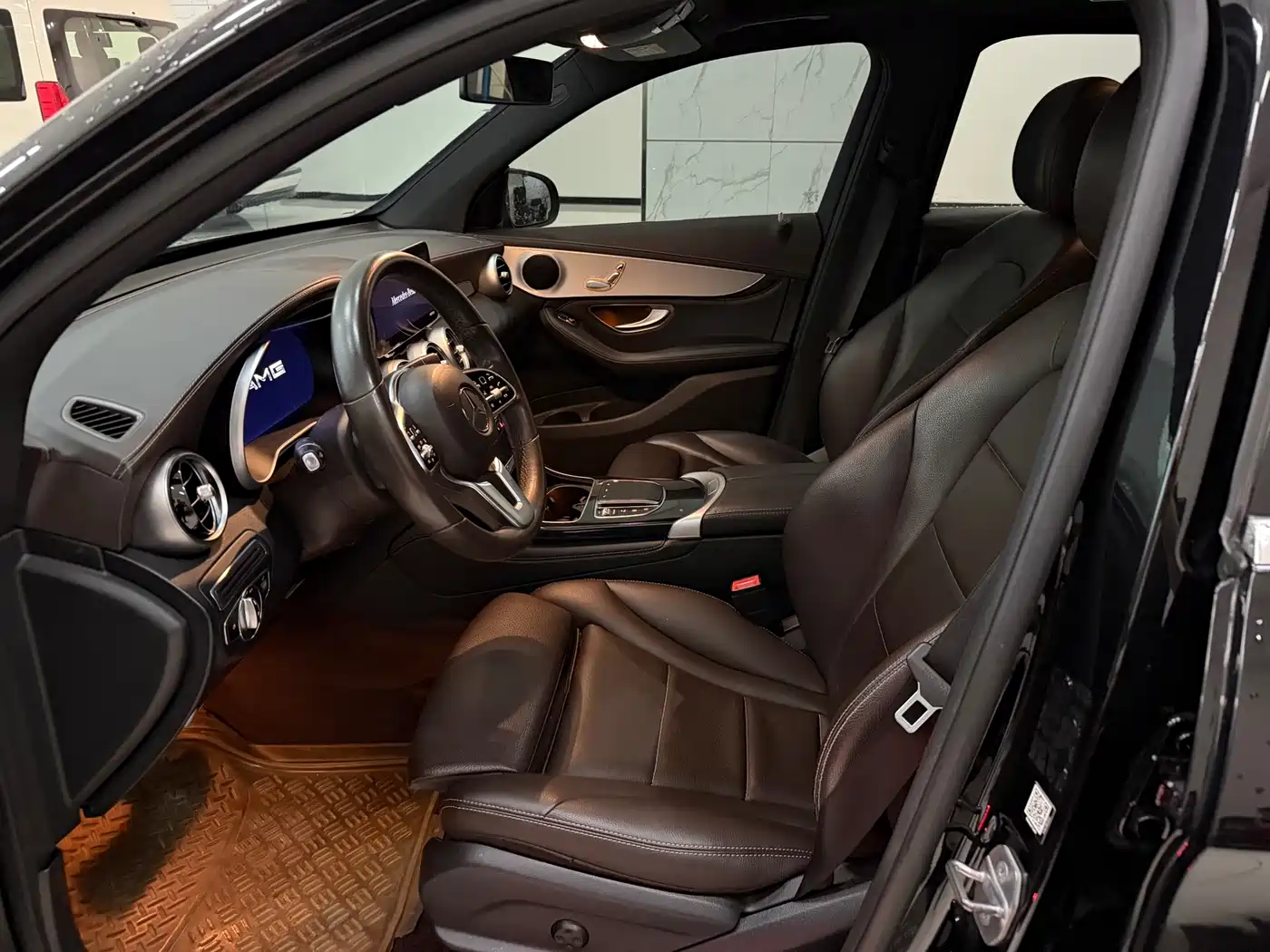 Mercedes-Benz GLC 2020 GLC 260 L 4MATIC Dynamic фото 3