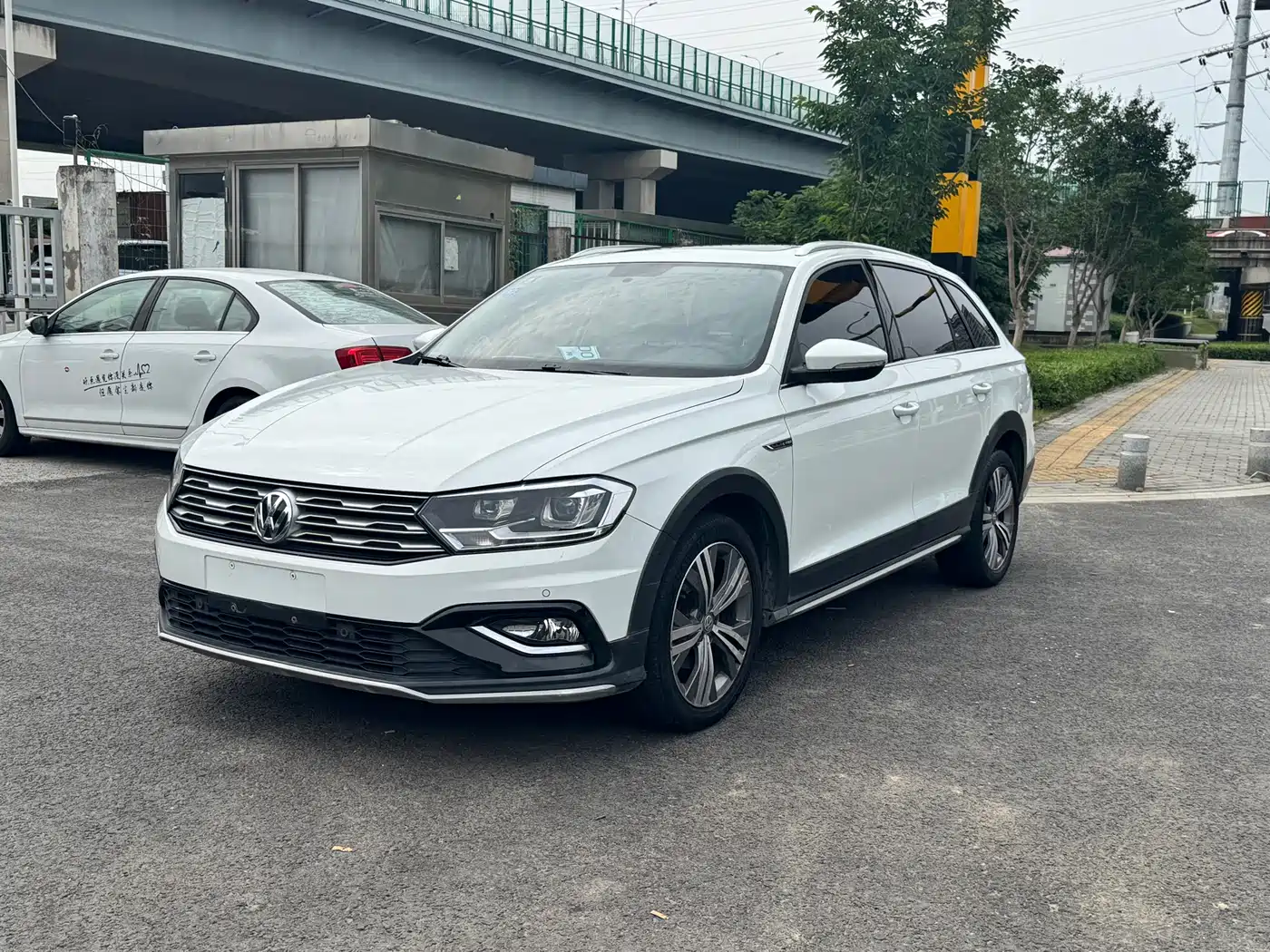 Volkswagen C-TREK 2018 1.5L Automatic Luxury фото 3