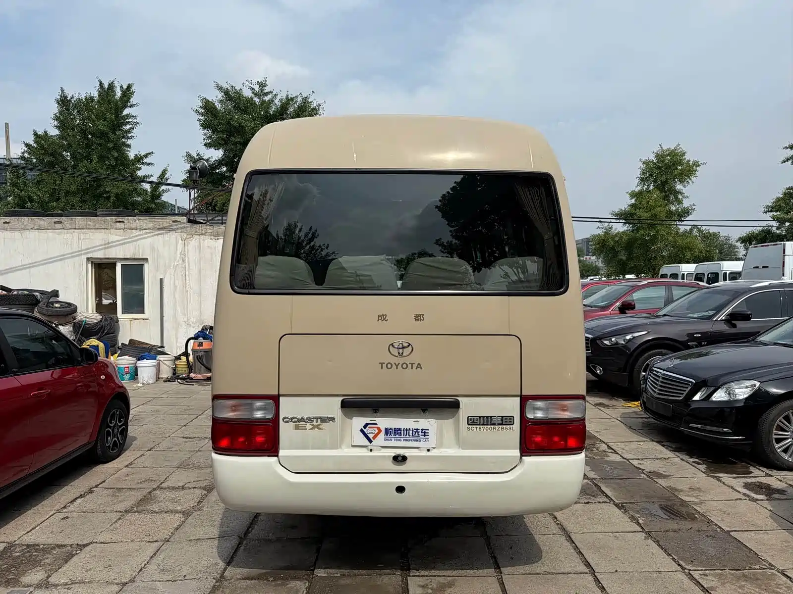 صورة 3 - Toyota Coaster