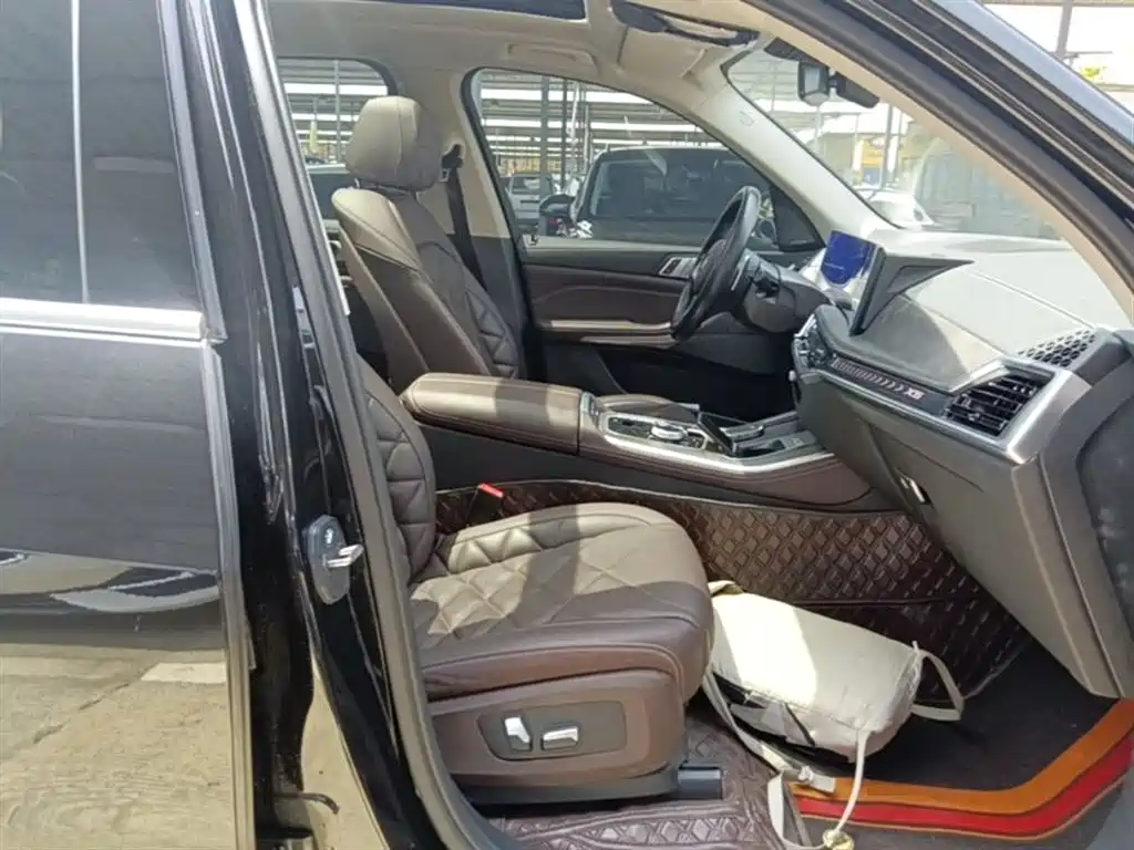 BMW X5 2023 xDrive 30Li M Sport Package фото 25
