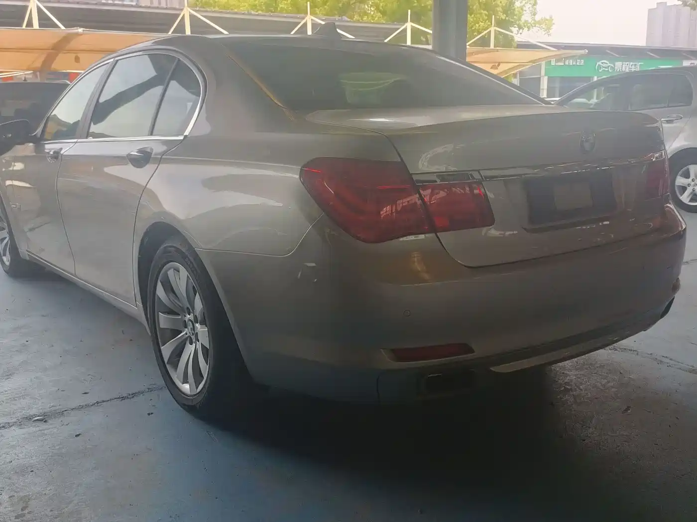 BMW 7 Series 2011 740Li Steinway Limited Edition фото 13