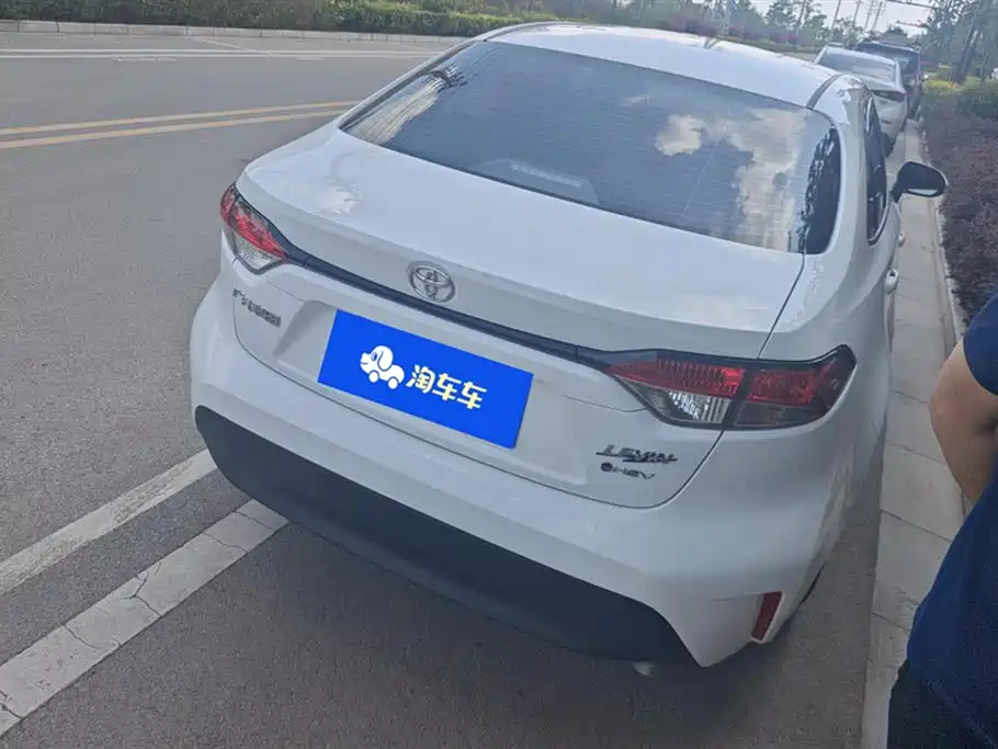 Toyota Levin 2024 Smart Hybrid 1.8L Leading Edition фото 3