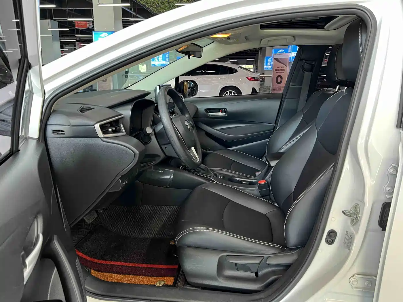 Toyota Corolla 2019 1.2T S-CVT GL-i Elite Edition фото 5
