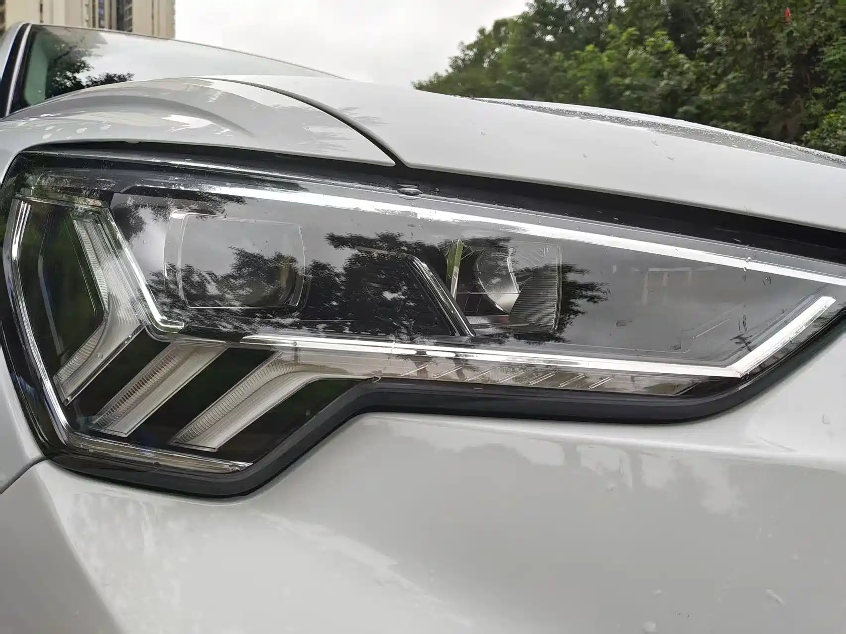 Photo 4 - Audi Q3