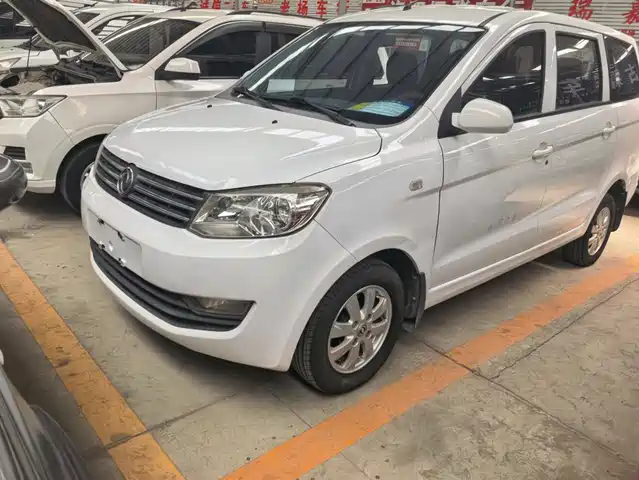  Dongfeng Fengguang Fengguang 330 2014 1.5L Manual Standard DK15-02
