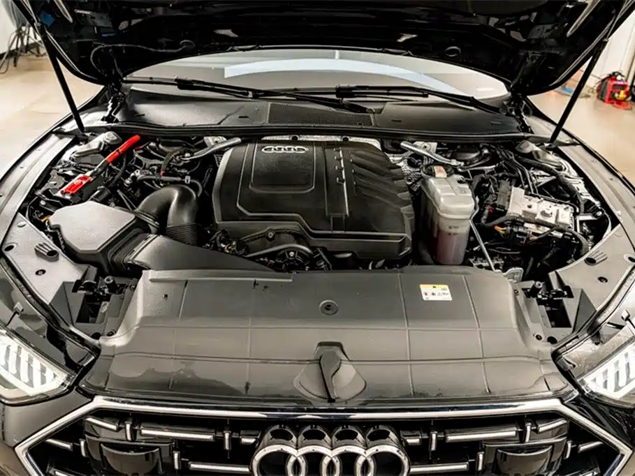 Audi A7L 2024 45TFSI S-line Dream Edition Crystal Package фото 24