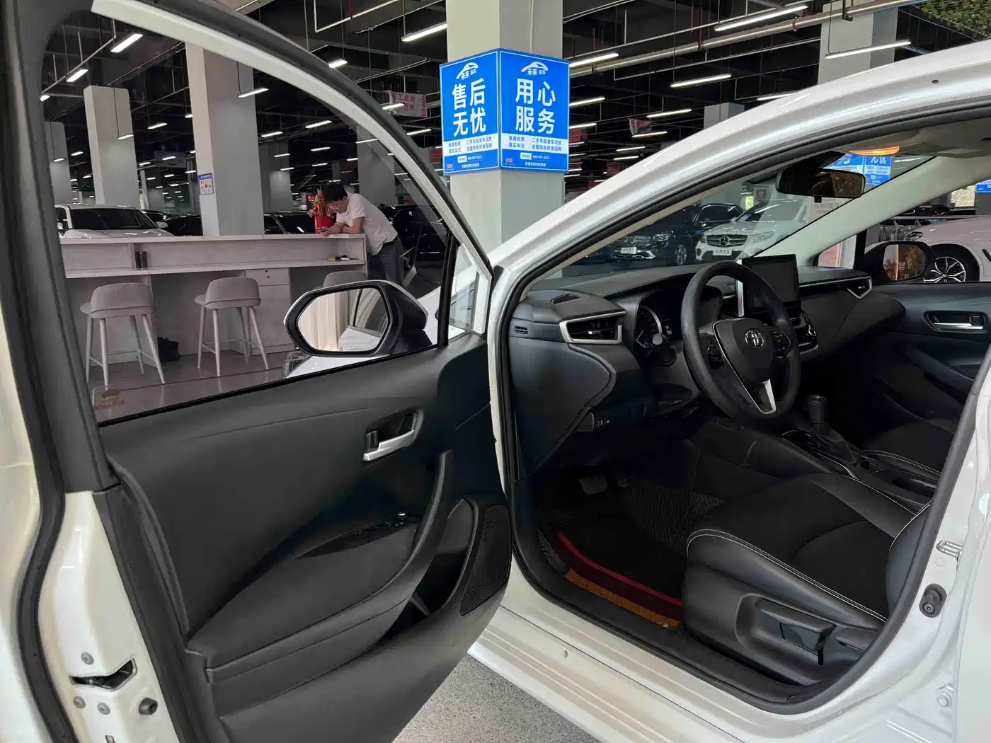 Toyota Corolla 2019 1.2T S-CVT GL-i Elite Edition фото 4