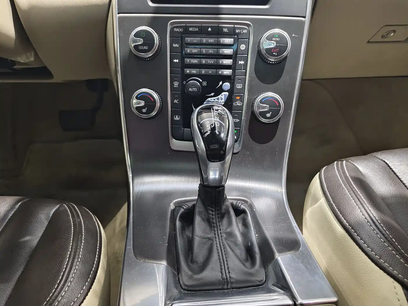 VOLVO S60