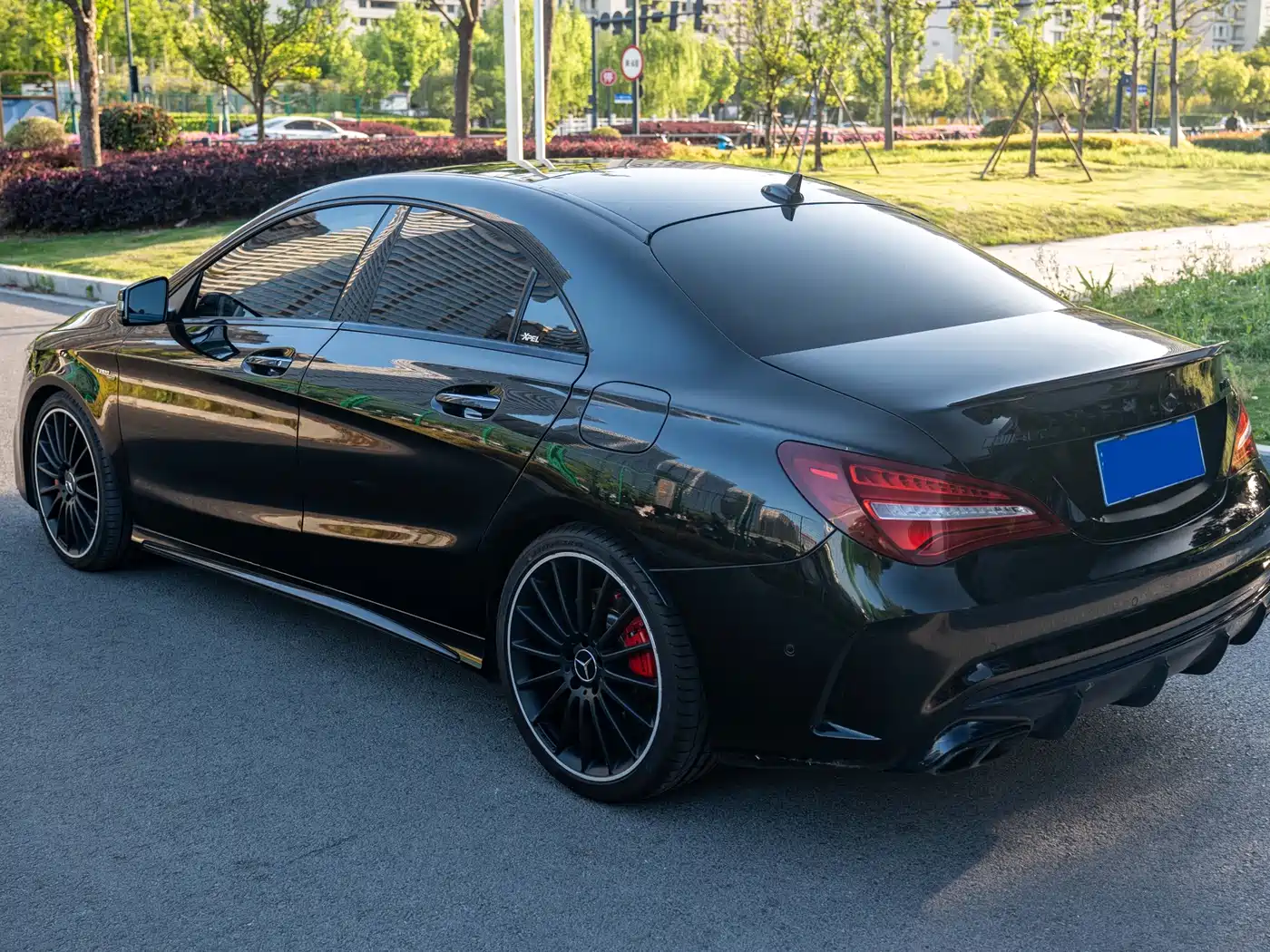 Mercedes-Benz CLA AMG 2017 Facelift AMG CLA 45 4MATIC фото 4
