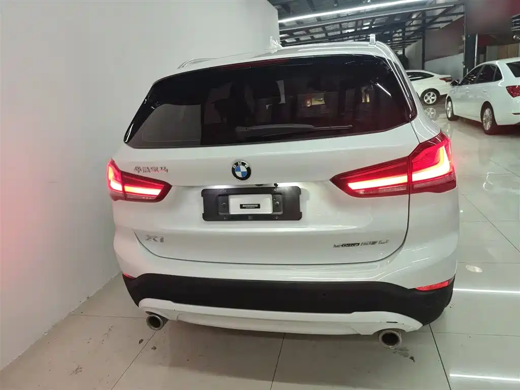 BMW X1 2021 sDrive25Li Leading фото 6