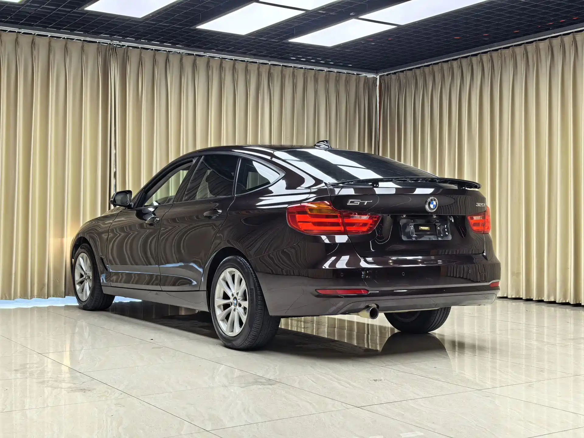 Фото 14 - BMW 3 Series GT