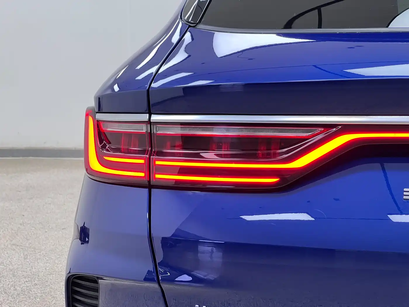 BYD Song PLUS PHEV 2021 DM-i 110KM Flagship фото 11
