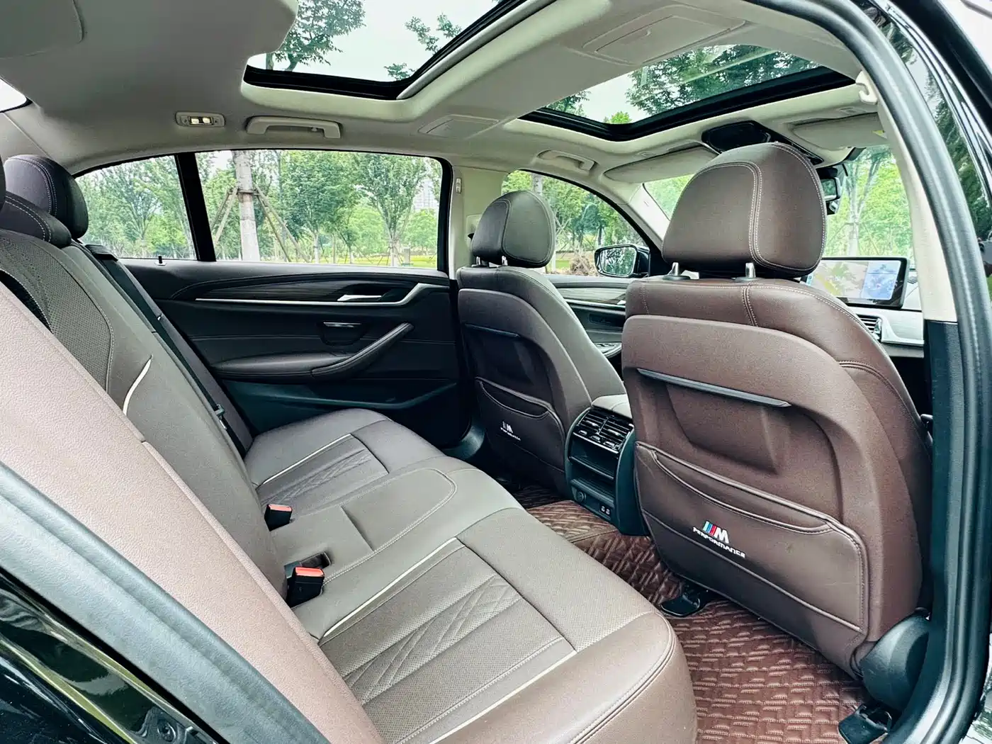 BMW 5 Series 2021 530Li Leading Luxury Package фото 15