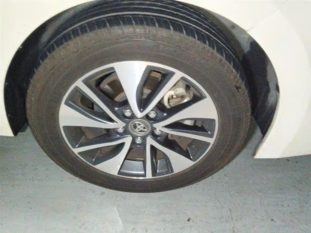 Toyota Levin 2014 1.8GS CVT Elite Edition фото 8