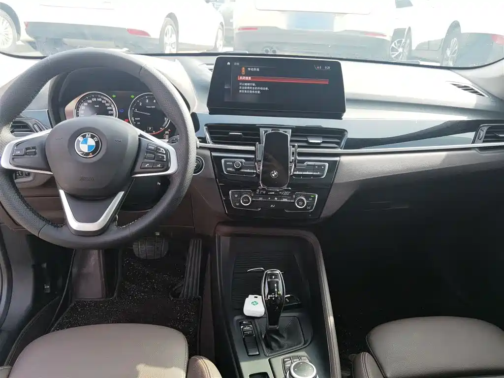 BMW X1 2020 sDrive25Li Leading Model фото 10